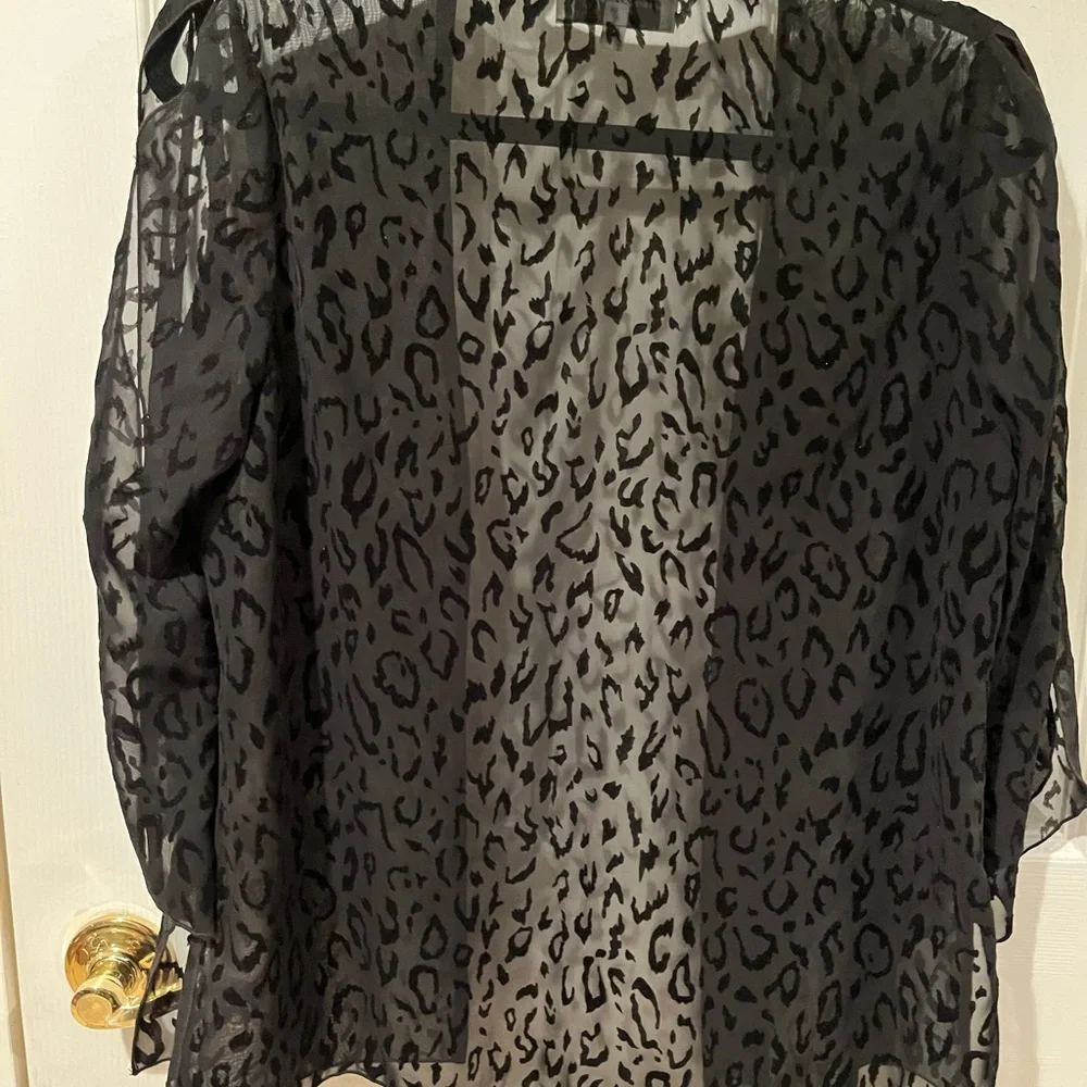 Danial Miexel Sheer & burnt velvet cheetah print lightweight cardigan - Picture 4 of 4